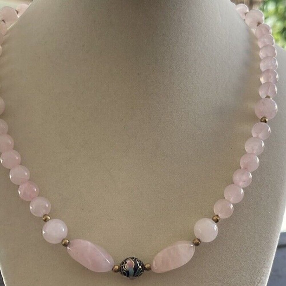 Vintage ROSE QUARTZ  Hand Knotted Beaded   Necklace w Enamel Pendant Two Tone